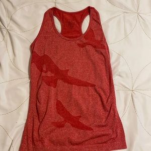 Red Oiselle running tank